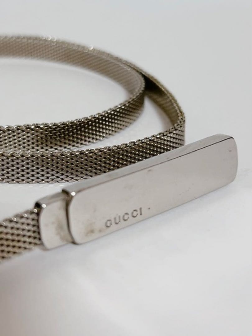 グッチ　GUCCI ベルト　シルバー　ロゴメタル 細み