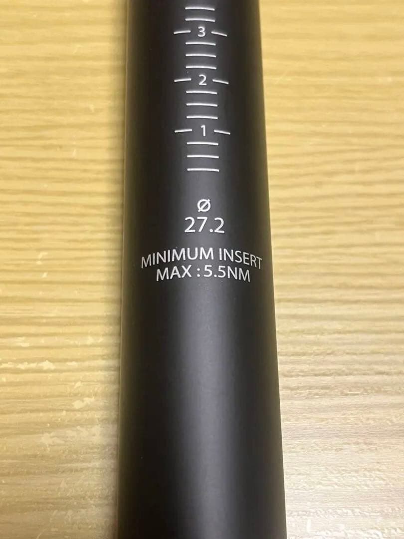 値下げ超軽量カーボンブラウンサドルとカーボンシートポストφ27.2セット