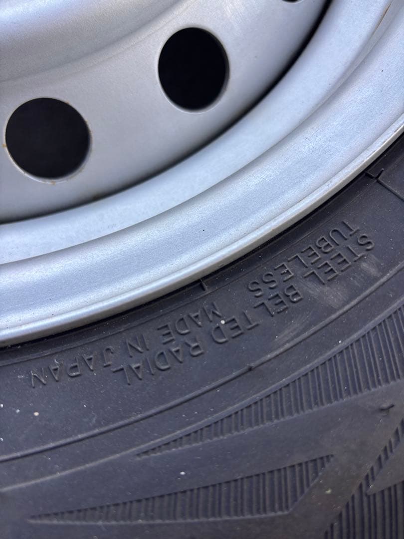 DUNLOP studless 2022年製　状態良好