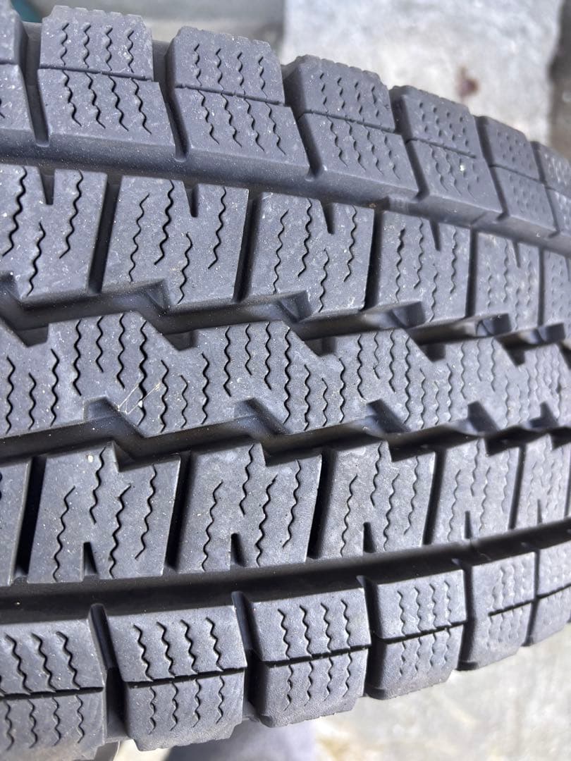 DUNLOP studless 2022年製　状態良好