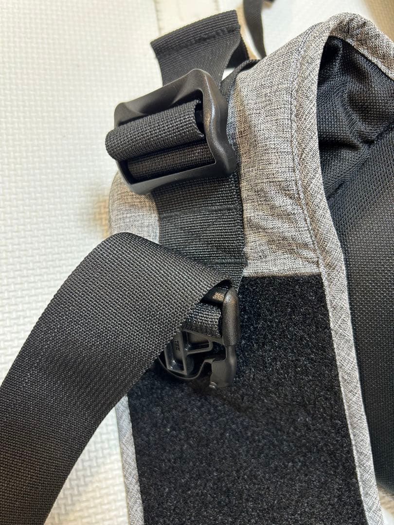 ナップナップ　ヒップシートnapnap Tran 抱っこ紐