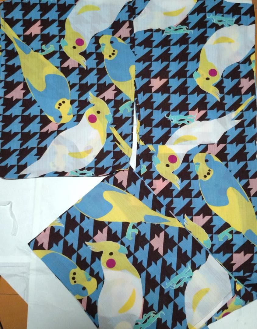 hiyori・新品・やや難あり★オカメインコ・インコ柄浴衣★カリキュロ
