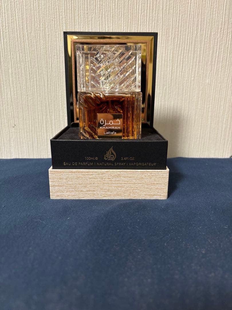 Latafa Khamrah 100ml 香水(ユニセックス)