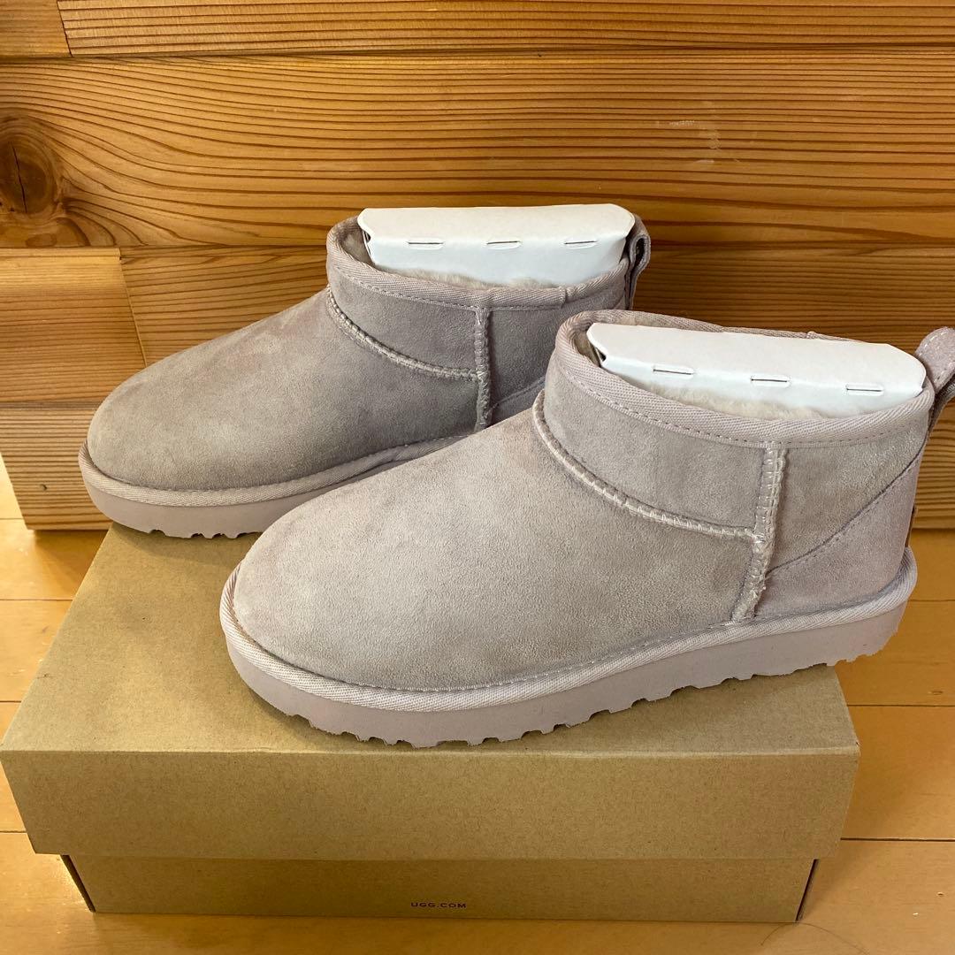 UGG クラシック　ウルトラミニ　23㎝