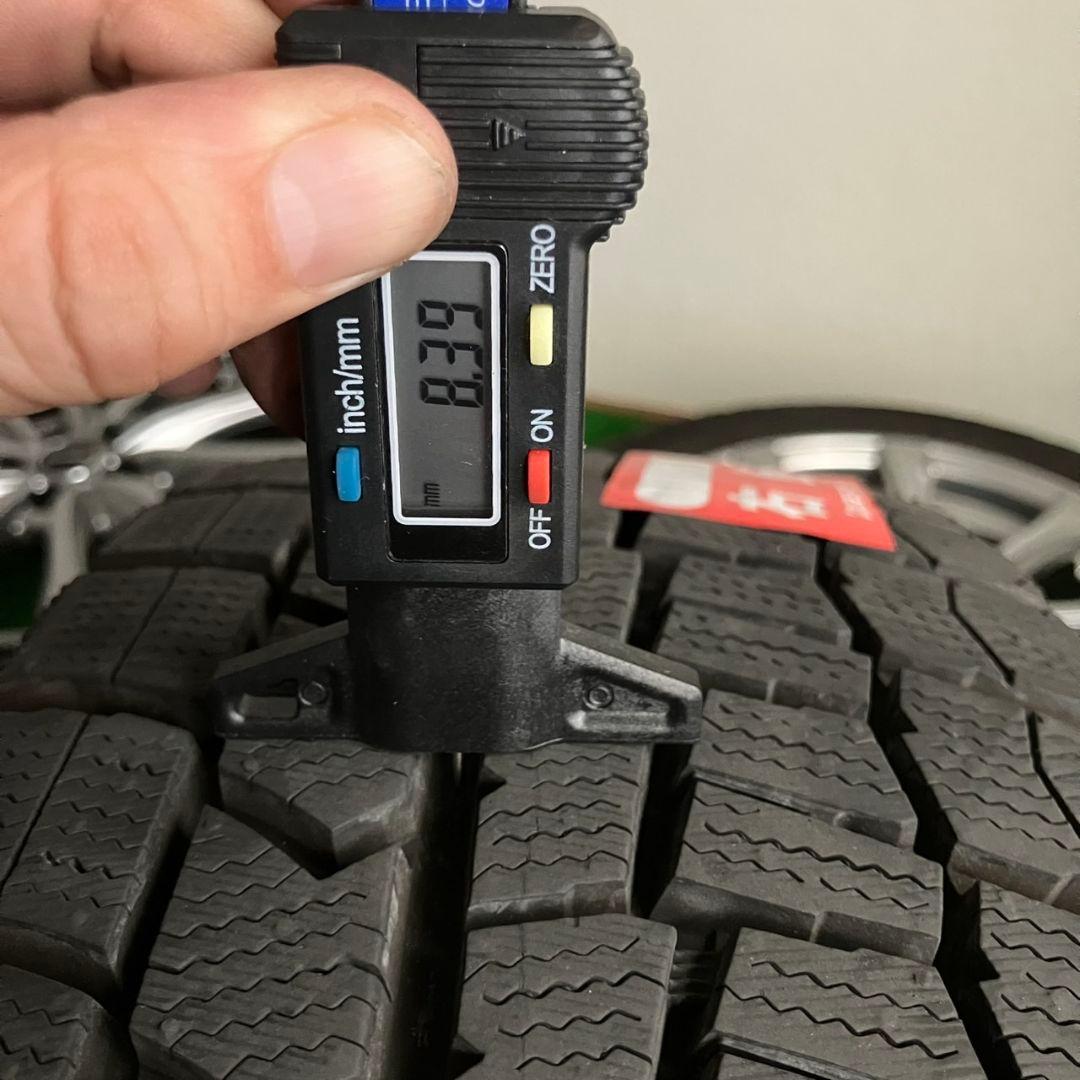 送料込 195/60R17 スタッドレスタイヤホイール4本セット ライズ(HV)