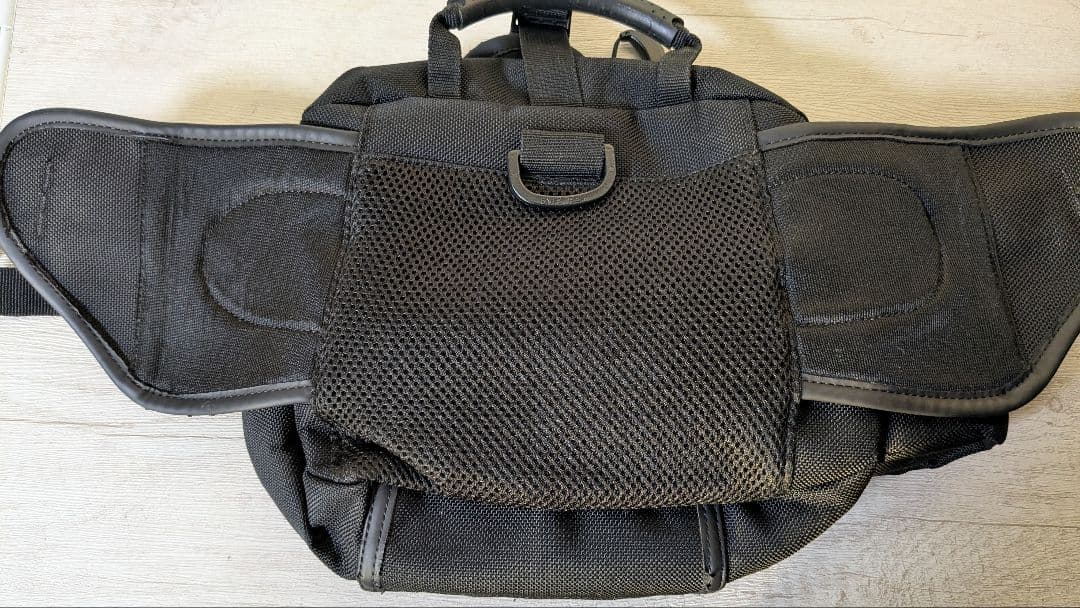 クシタニ　ヒップバッグ　K-3601