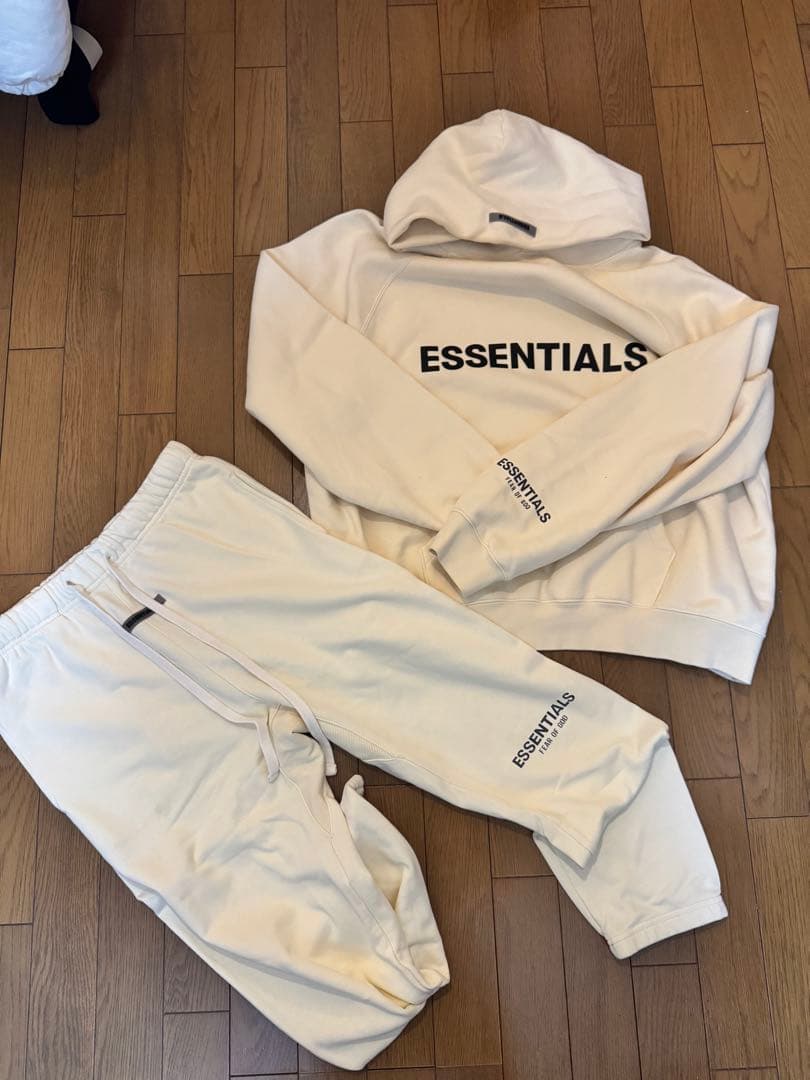 ESSENTIALS セットアップ