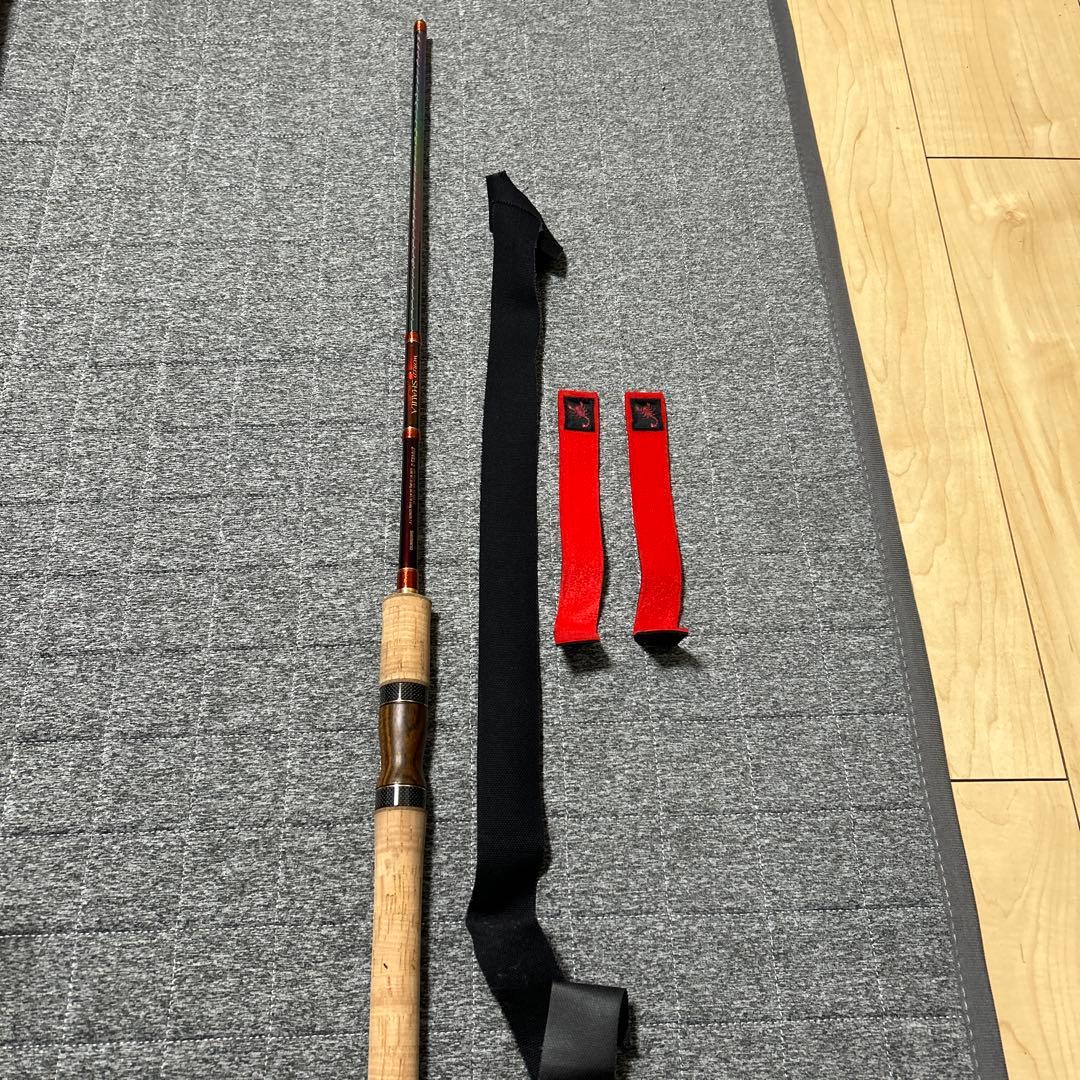 ワールドシャウラ2704r