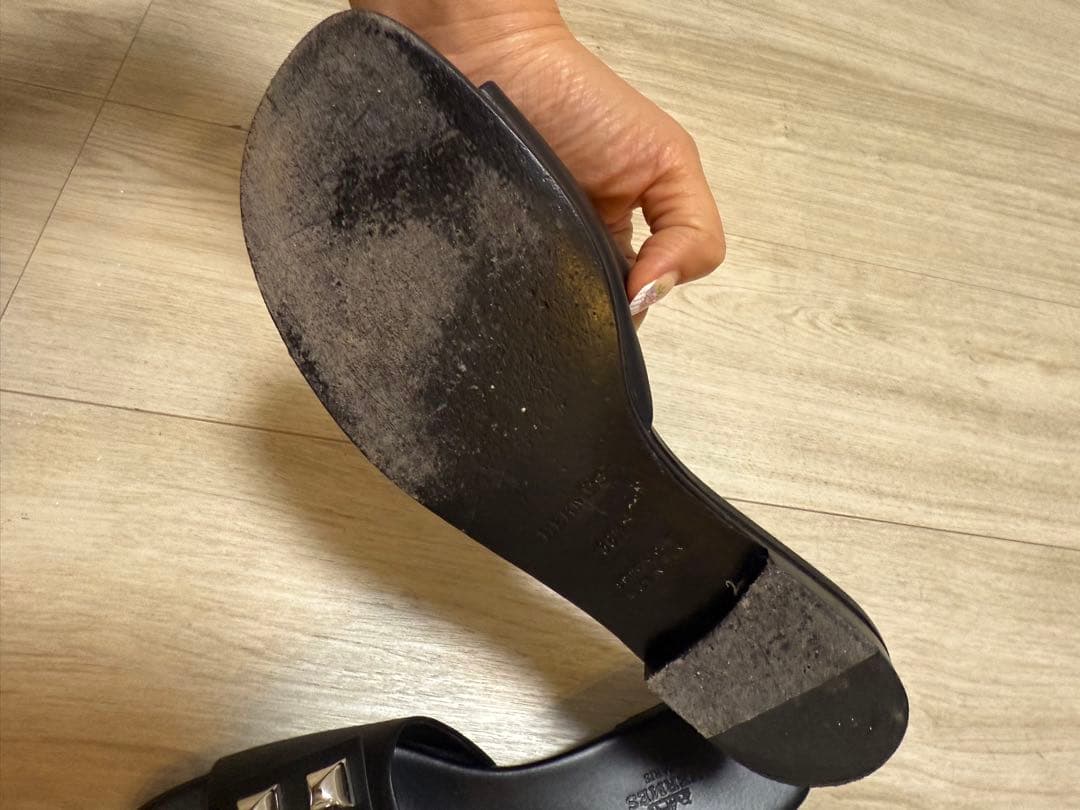 HERMES スタッズ付きサンダル 36.5