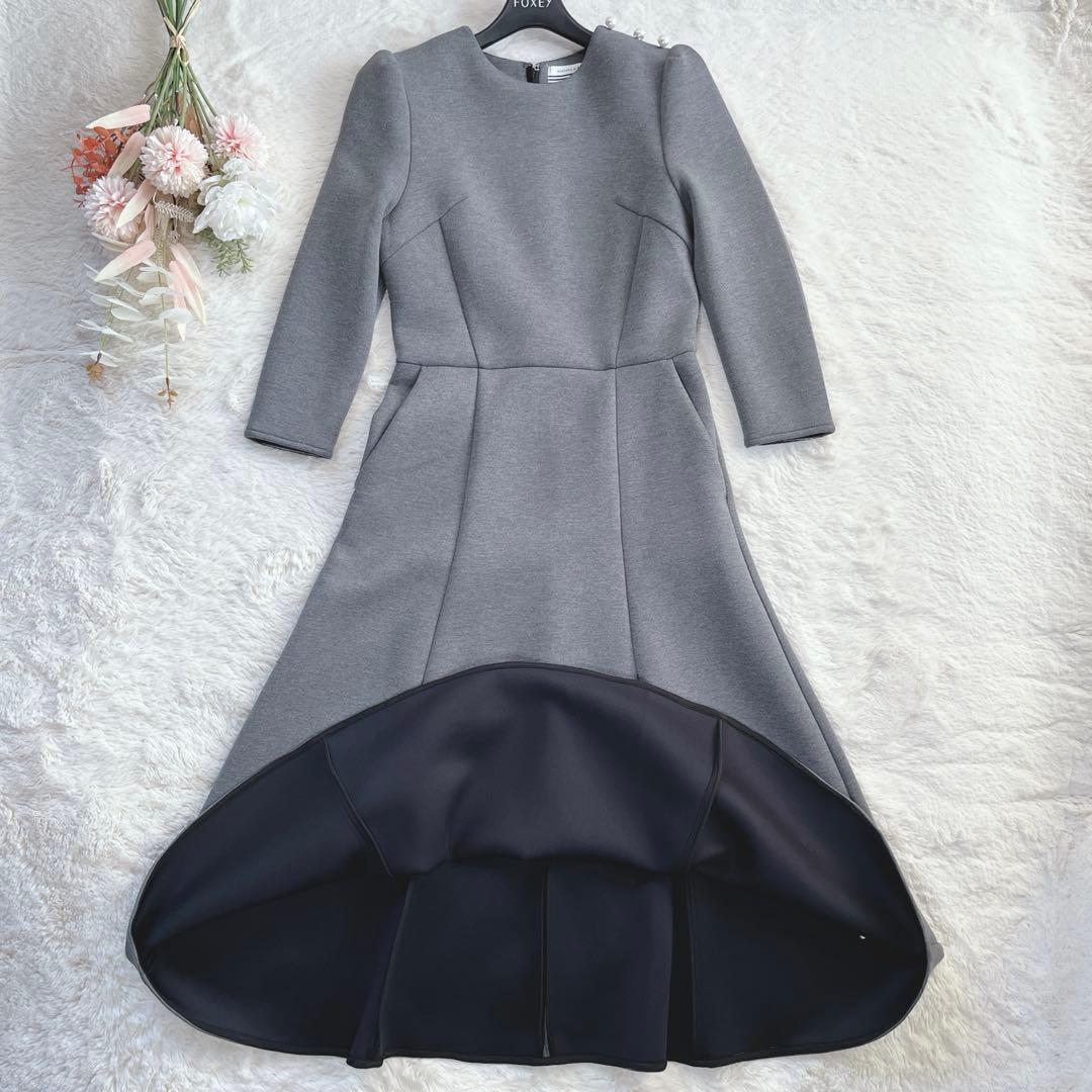 ボーダーズアットバルコニー　肩パール　ラウンドミディワンピース　グレー　36