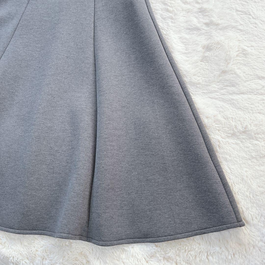 ボーダーズアットバルコニー　肩パール　ラウンドミディワンピース　グレー　36