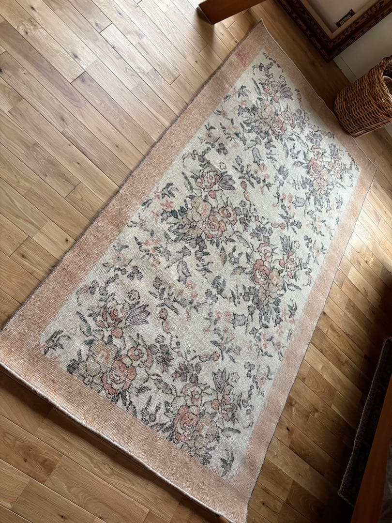 レア！　ヴィンテージ　トルコラグ　花柄　アンティークラグ