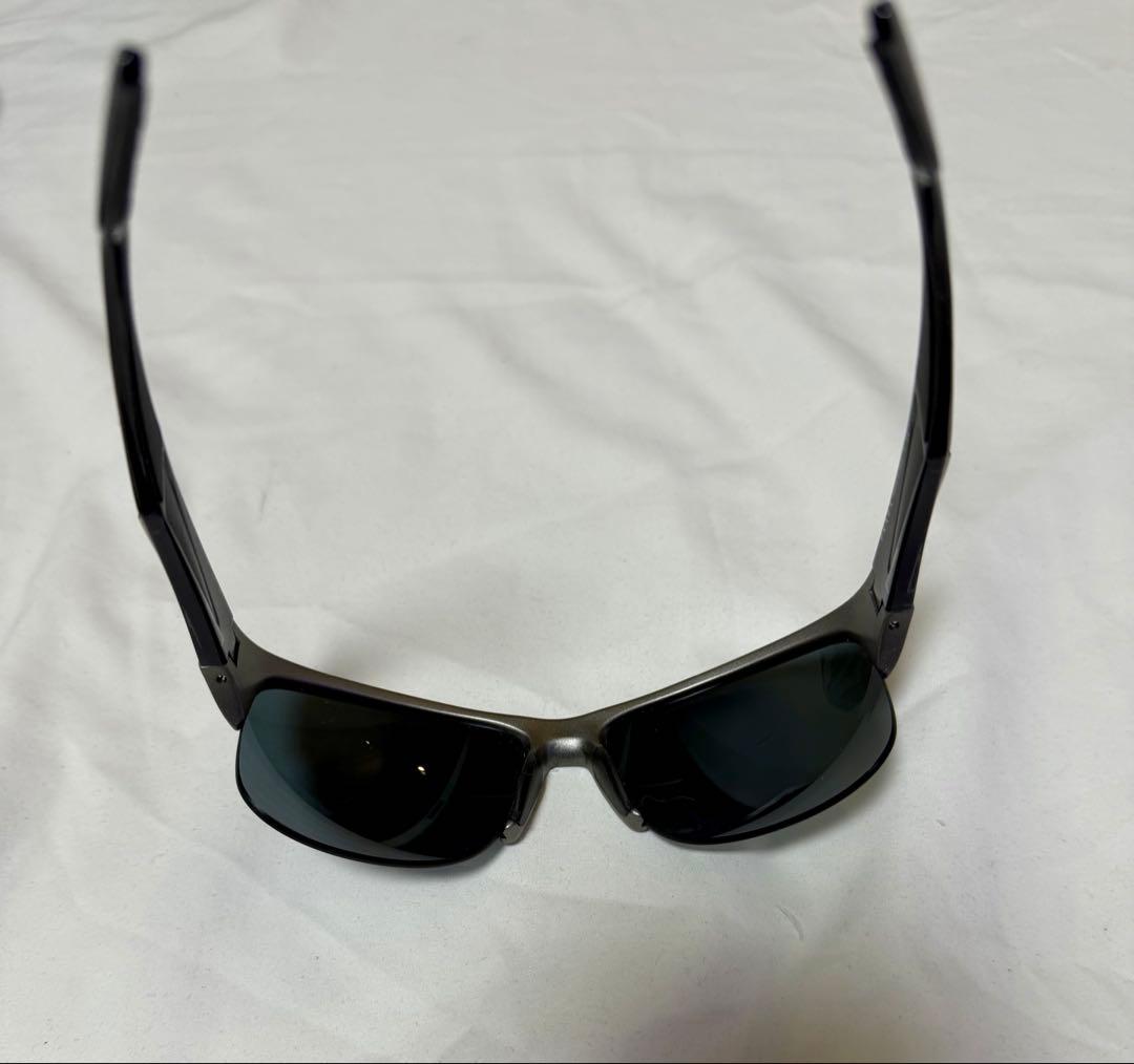 試着のみ PRADA サングラス 交換用レンズ付き