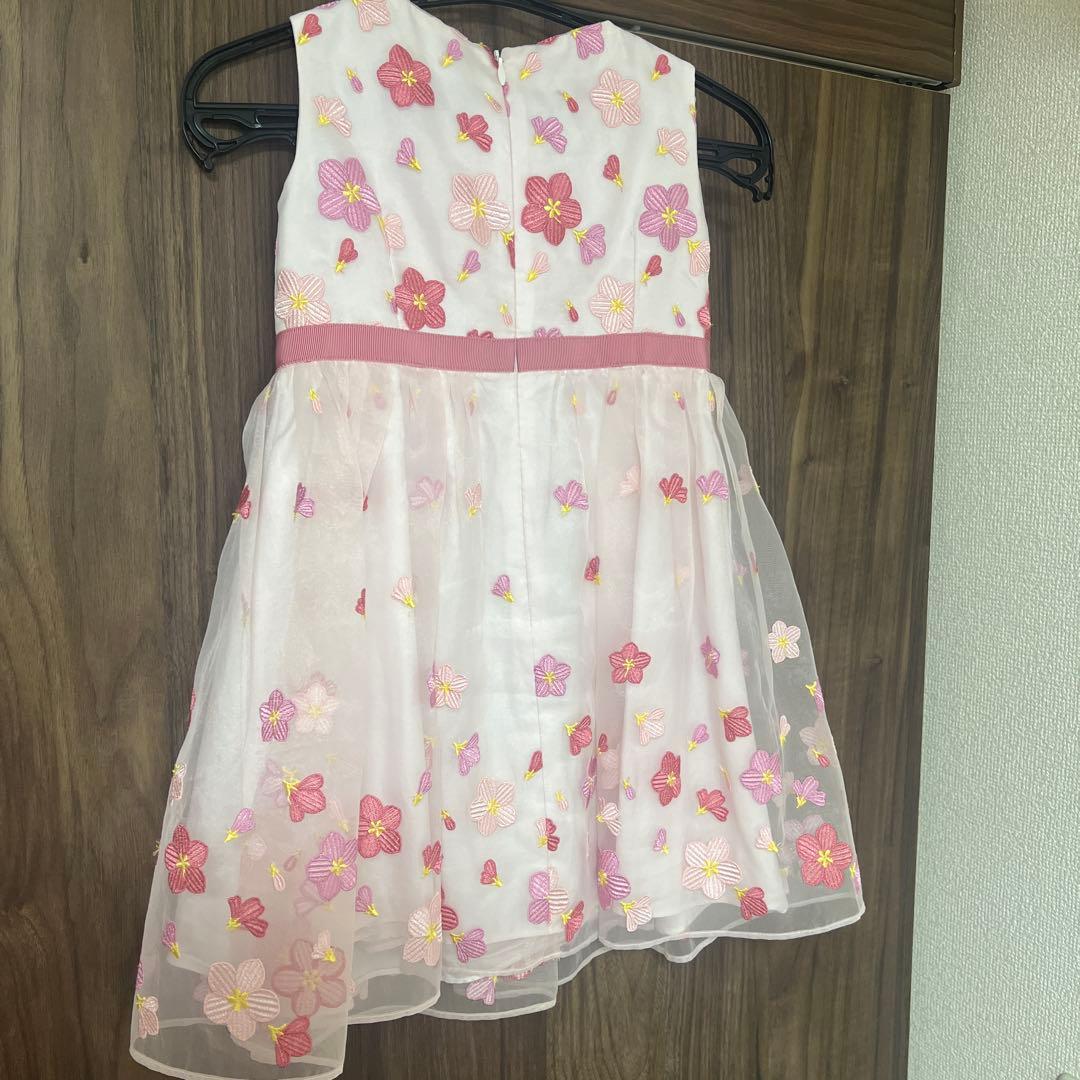 TOCCA 刺繍花柄ワンピース