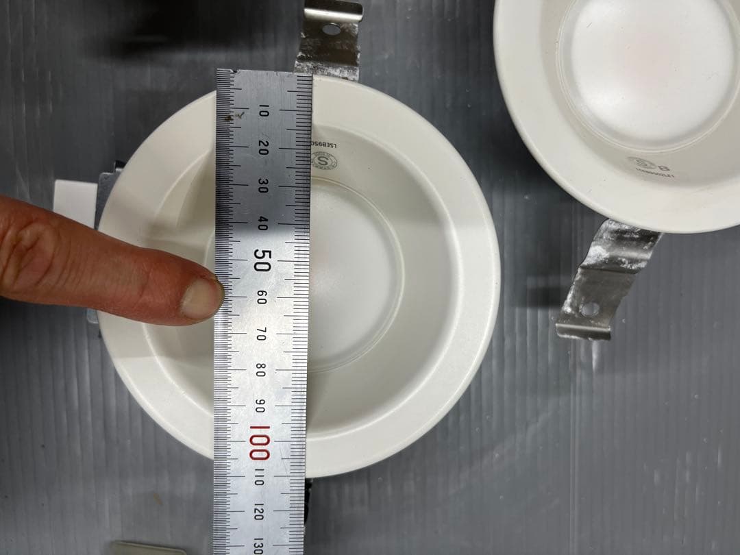 パナソニック LEDダウンライト 11個セット　電球色　60w相当　おまけ？