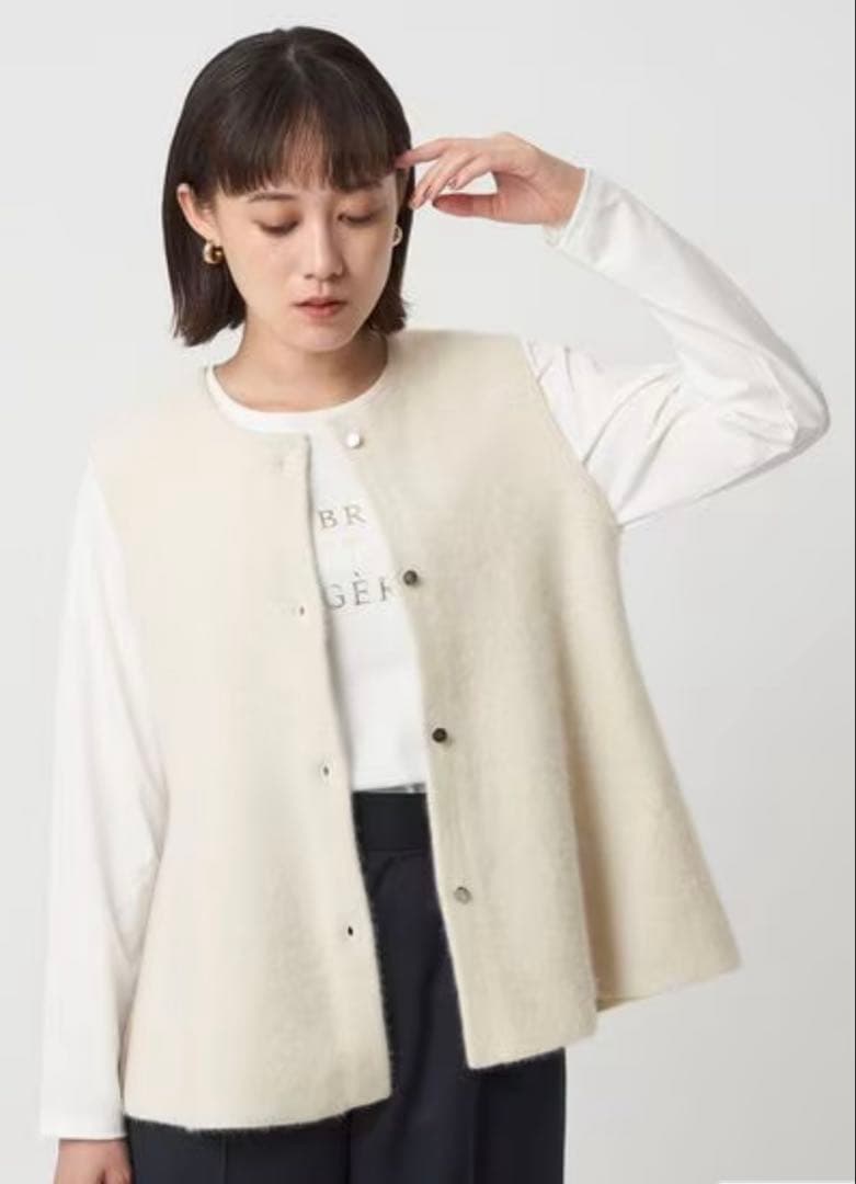 グリーンレーベルリラクシング FOXブレンド セッケツ ニット ジレ　タグ付き