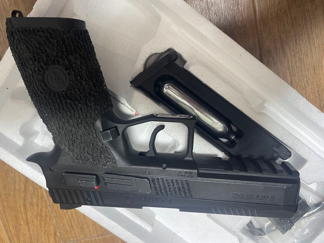 Carbon8 CZ P09 マガジン二本