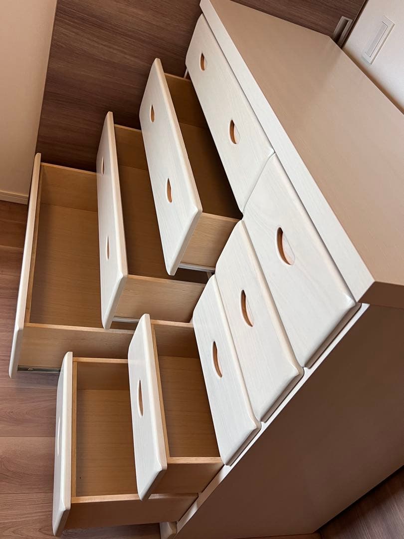 ホワイトウォッシュ 木製チェスト 8引き出し