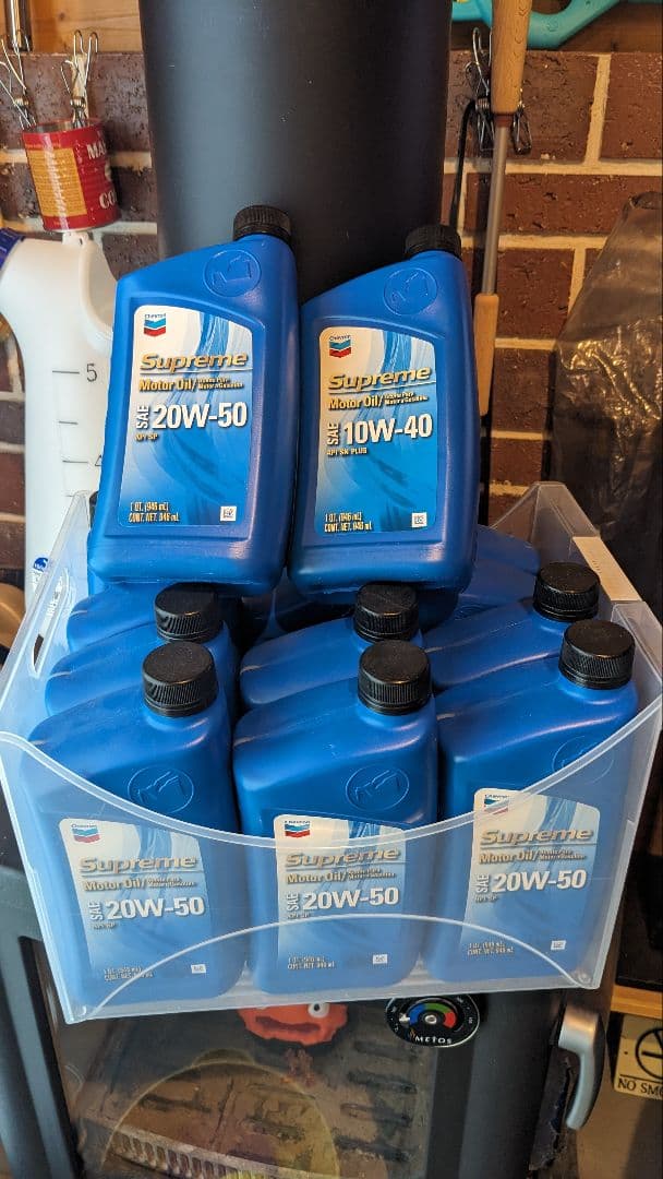 シェブロン エンジンオイル未開封 合計13本