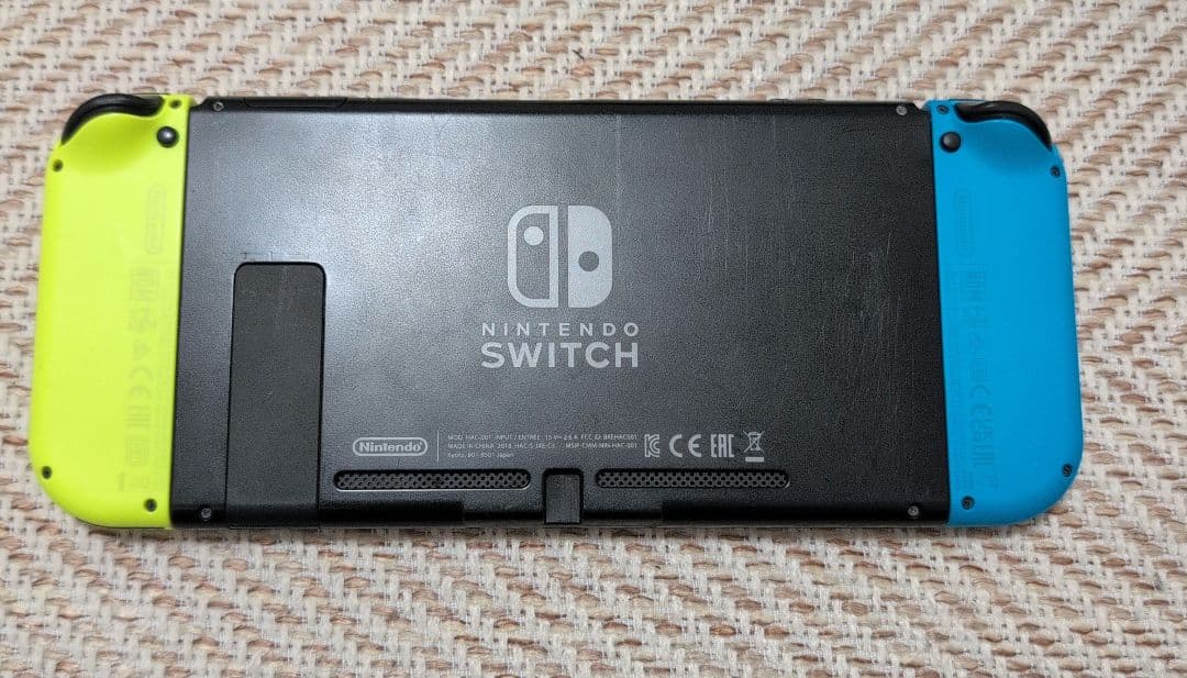 Switch本体　マリカーコントローラー付き　訳あり