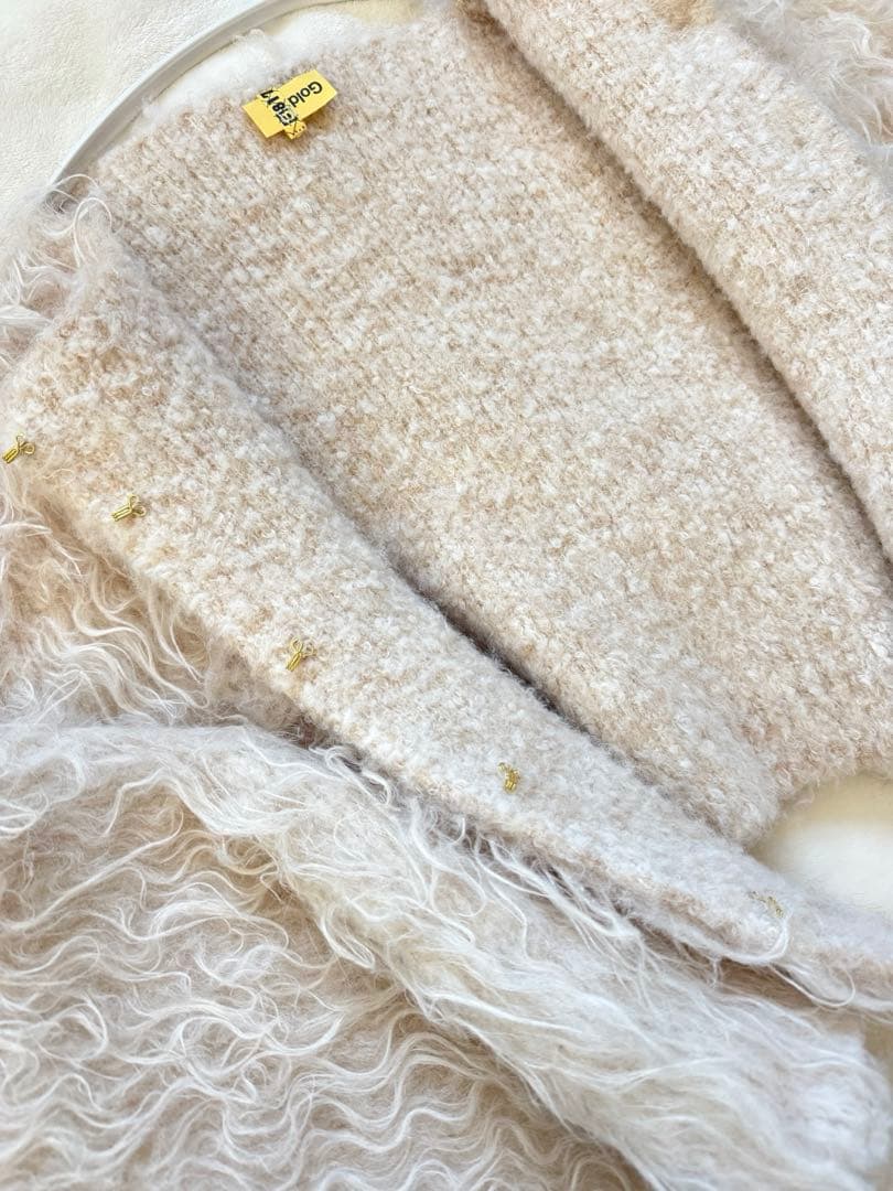 美品　メゾンドドルチェ　wavy cardigan ivory