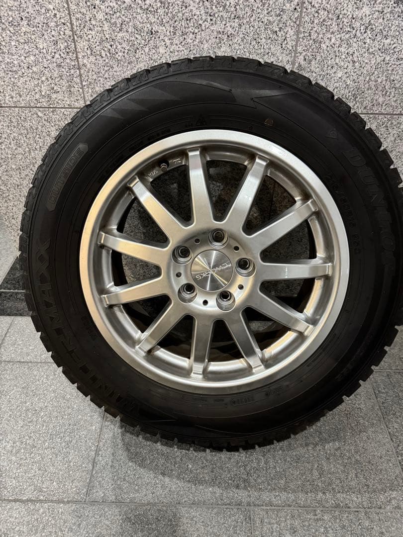 ダンロップ　ウィンターマックス　215/60R16