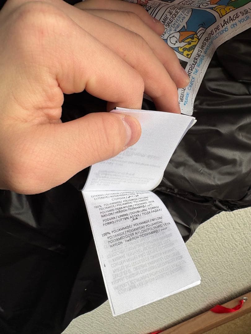 MONCLER ブラック マヤダウンジャケット フード付き