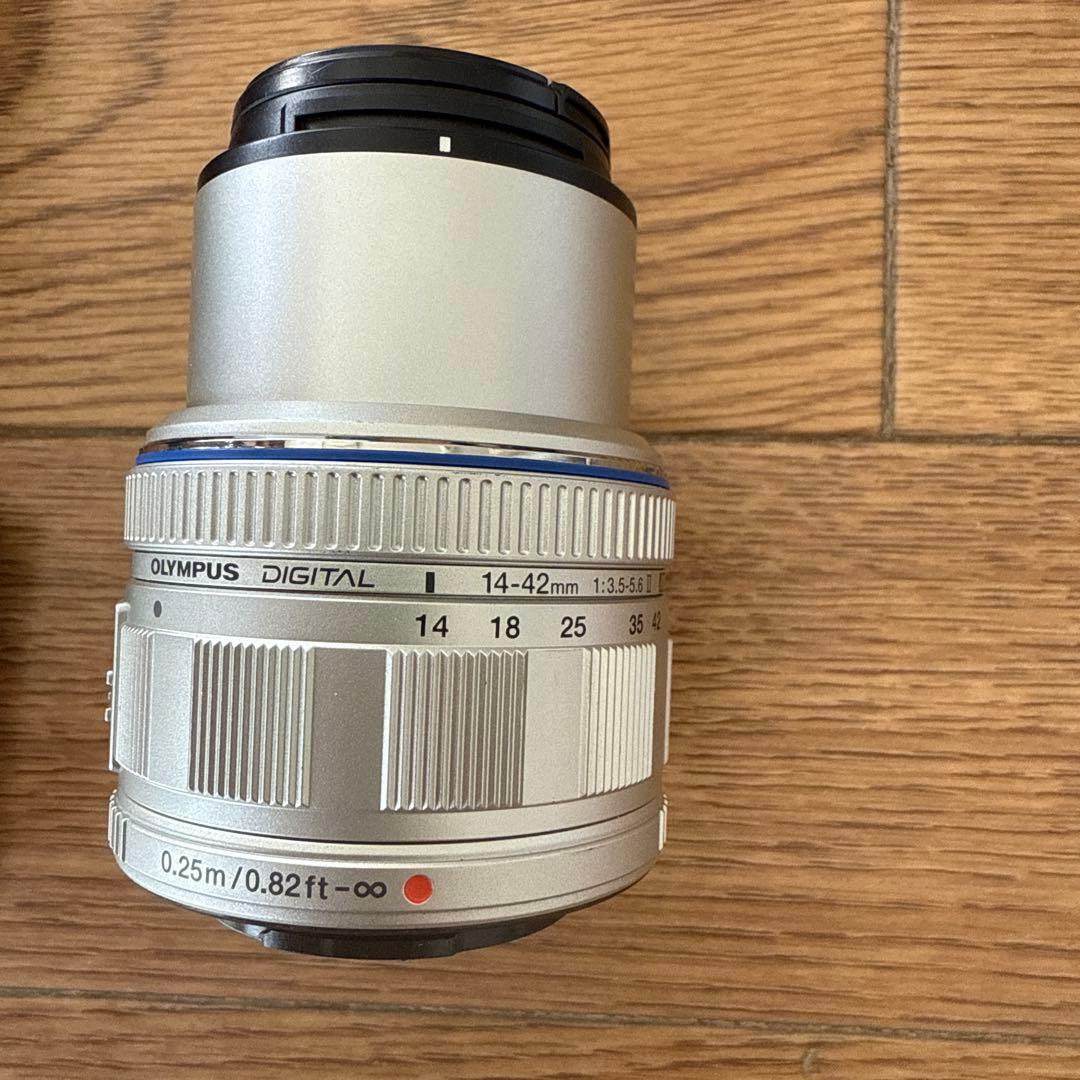 OLYMPUS E-PL2 ミラーレス一眼カメラ(ジャンク品)