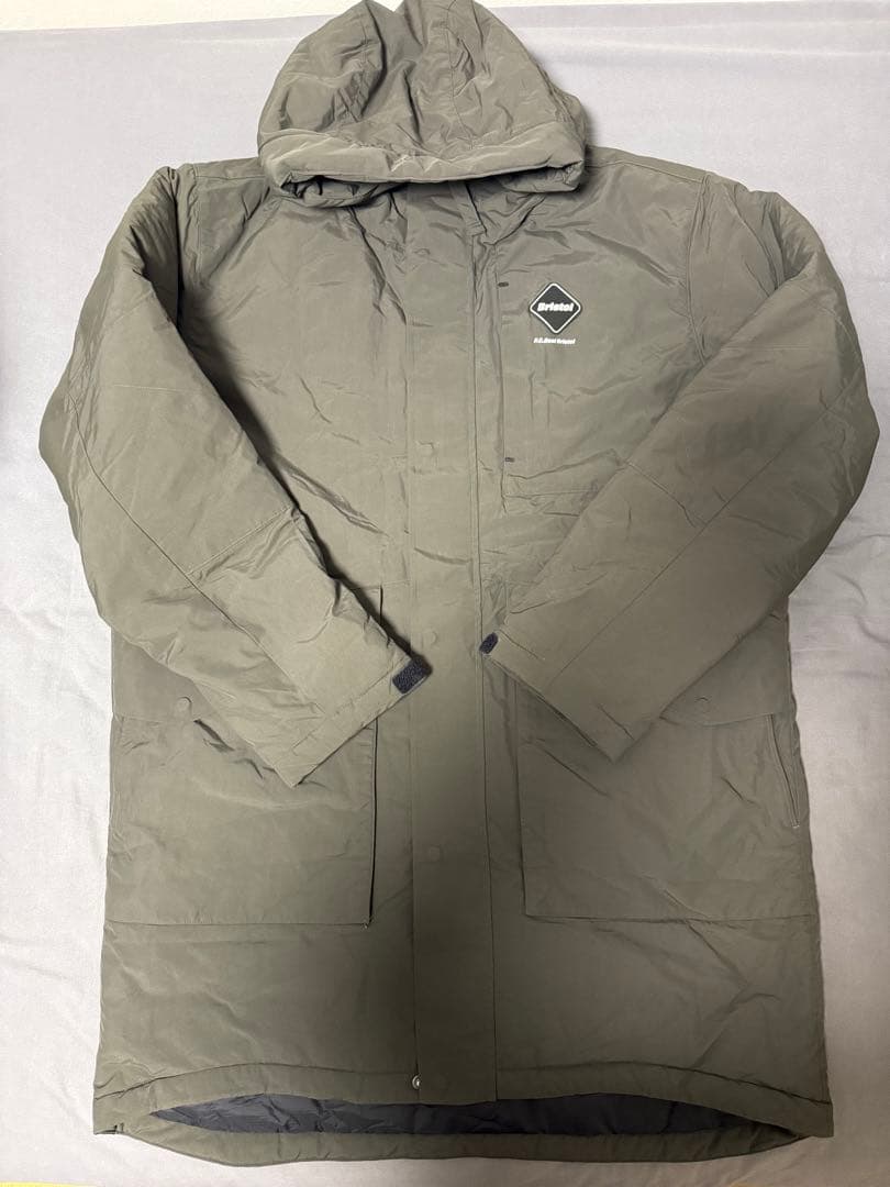 F.C.Real Bristol PADDED BENCH COAT サンプルL