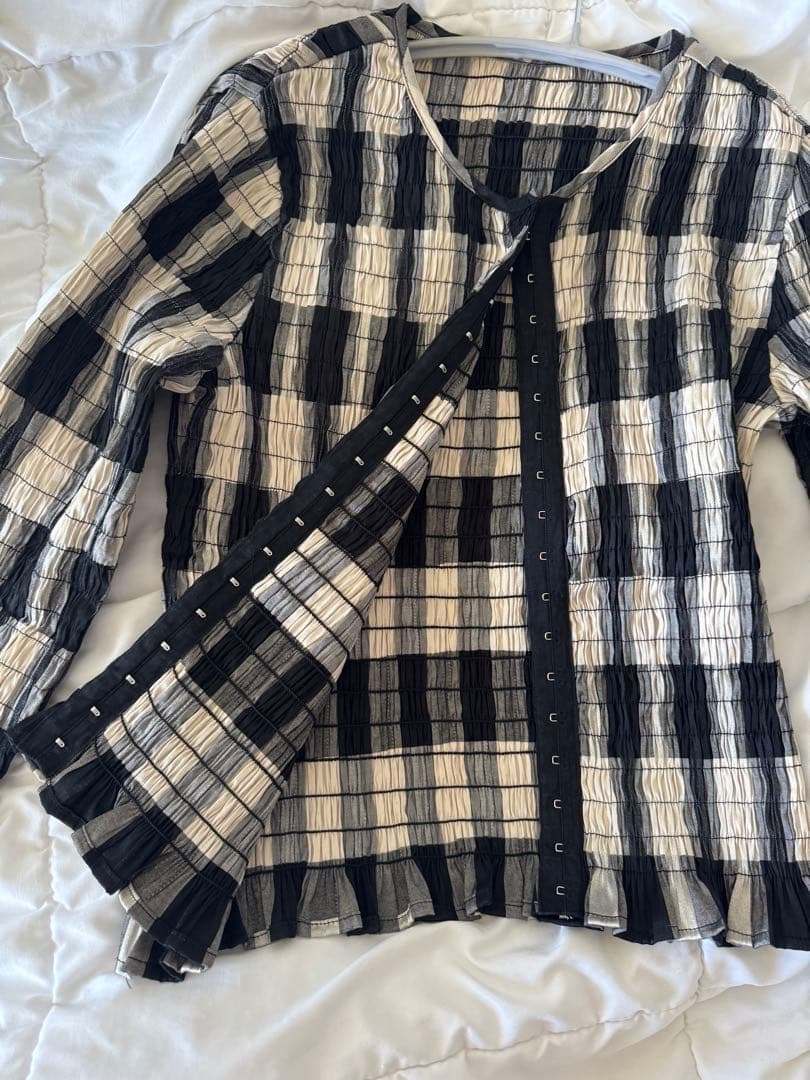 p*i様 CLANE SHIRRING DESIGN BLOUSE