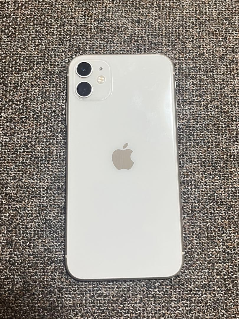 iPhone11 64GB ホワイト　本体