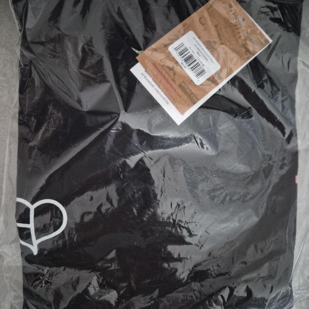 日本未発売★BLACKPINK×MLB 限定コラボTシャツ