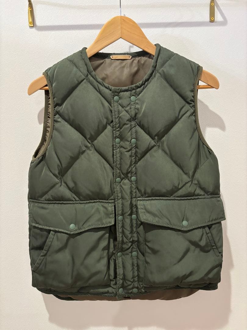 LA MOND. ダブルスナップ　キルティング　ダウンベスト　ラモンド