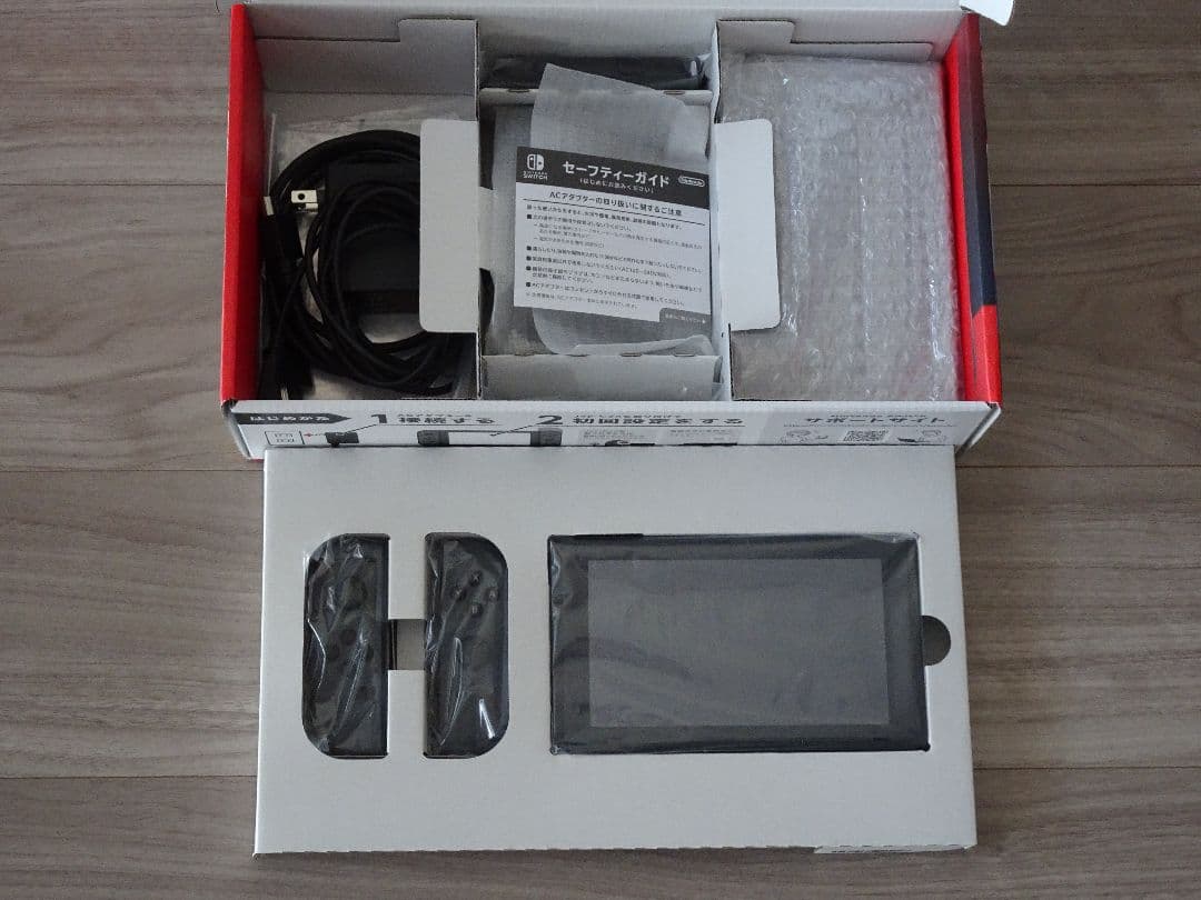 ★中古美品★　Nintendo Switch 本体　ニンテンドースイッチ　グレー