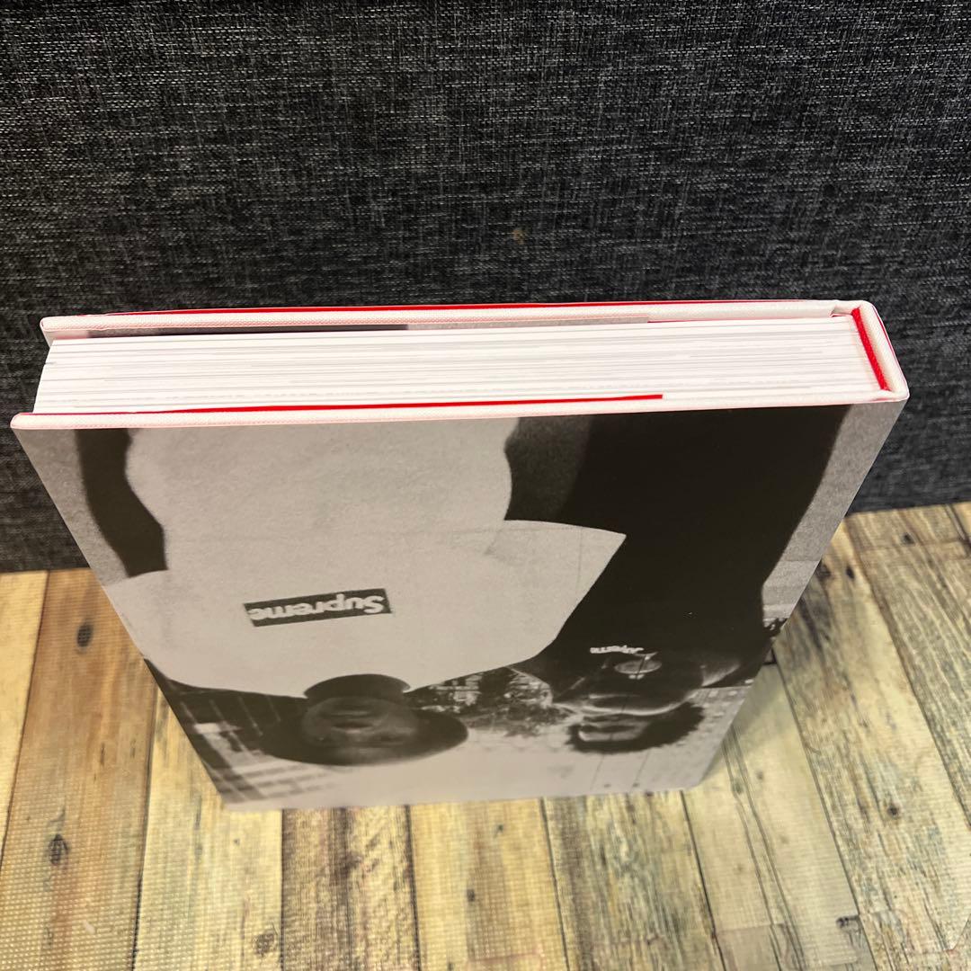 Supreme 19AW ビジュアルブック Vol.2 Phaidon