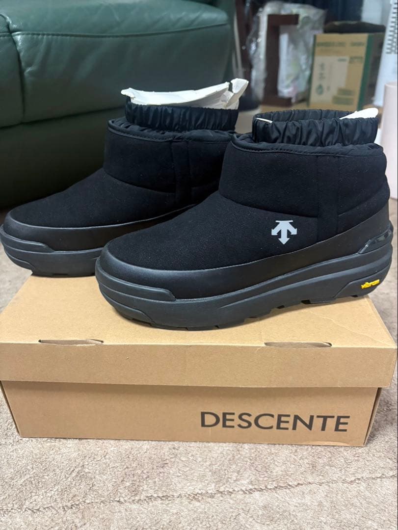 DESCENTE DTRACE UNC MID AGATブラック ショートブーツ