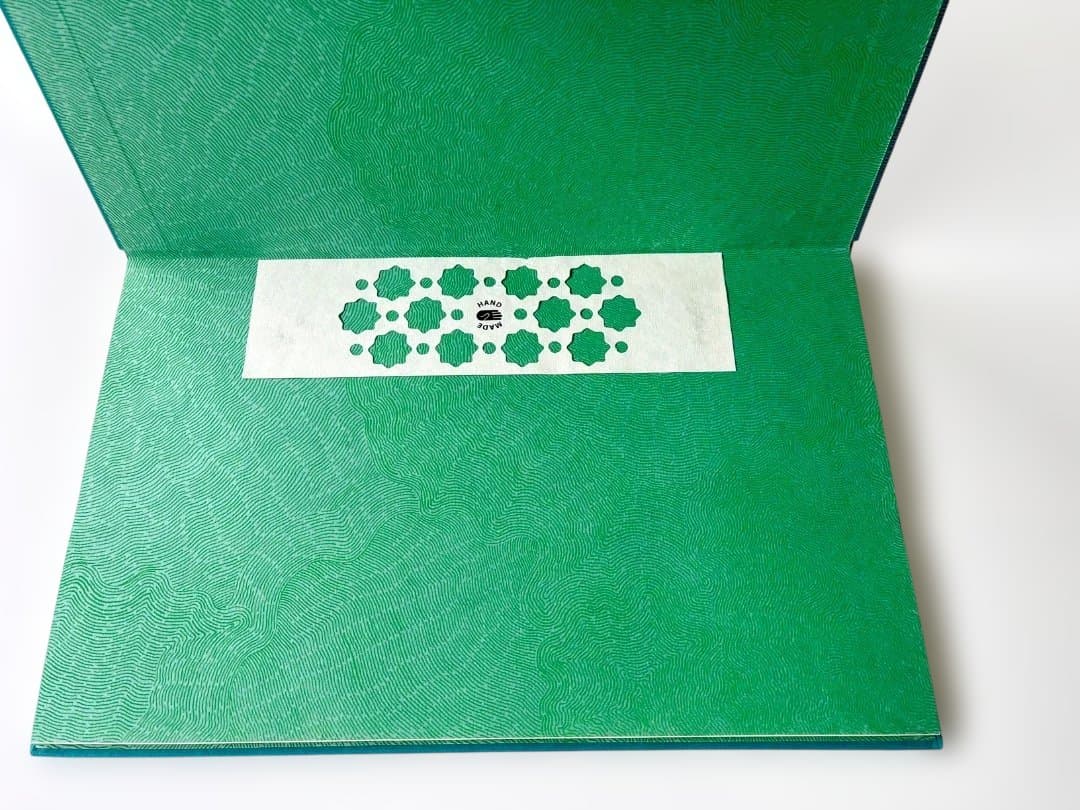 Waterlife Numbered Edition　Tara Books