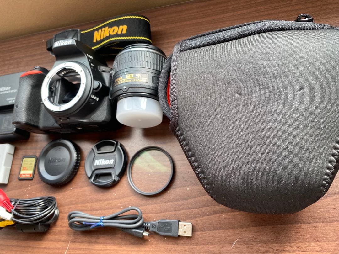 ショット数1558回★極上美品★Nikon ニコン D5500 レンズキット