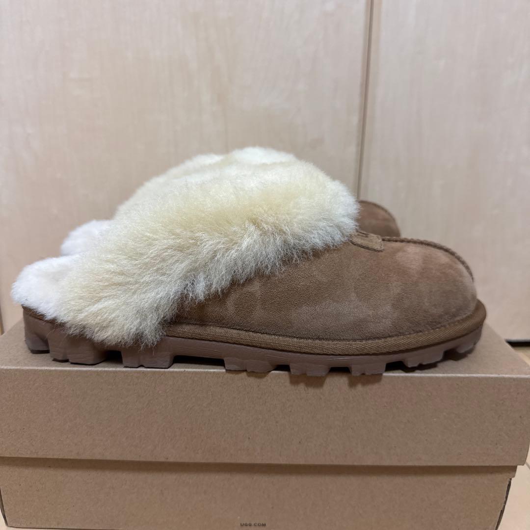 UGG W COQUTTE W5125 サンダル　25cm