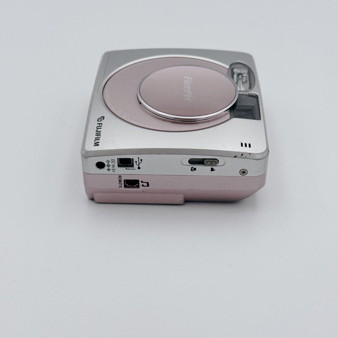 希少モデル✨FUJIFILM FinePix30i デジタルカメラ ピンク