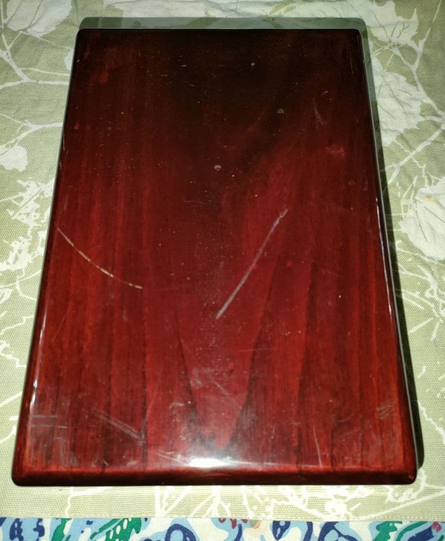 書道の硯 歙州硯 魚仔紋 8インチ 木箱 錦箱入り