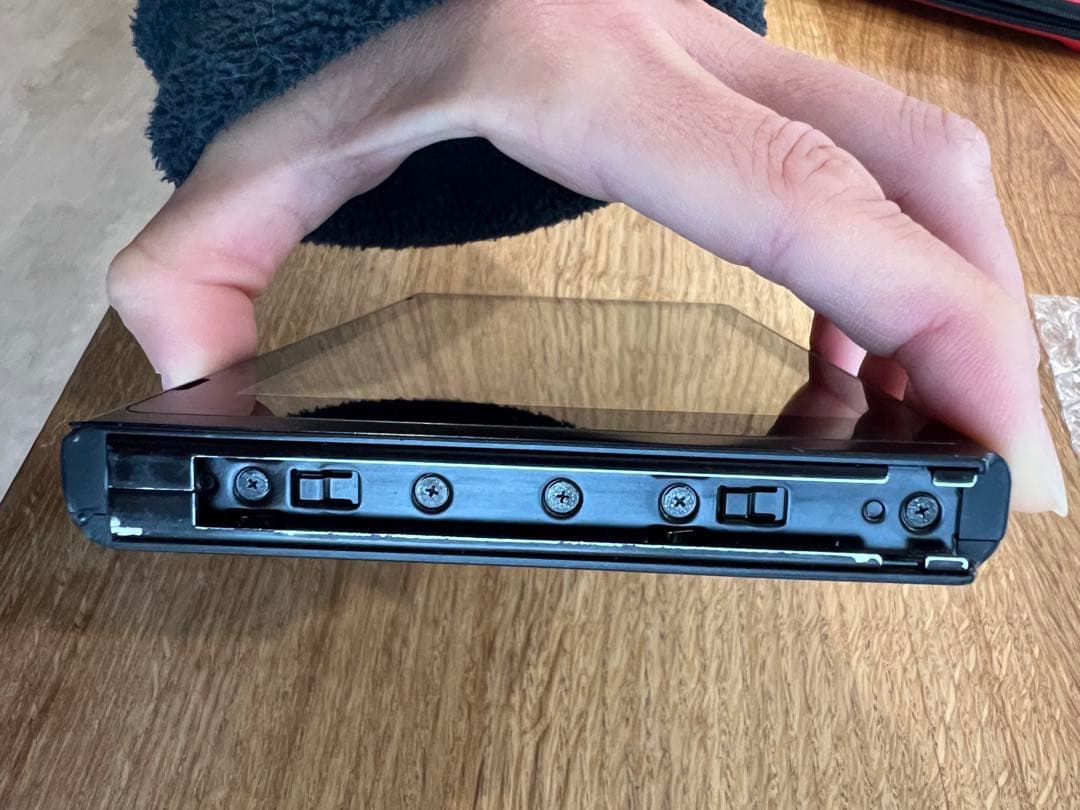 Switch本体とコントローラーのみ