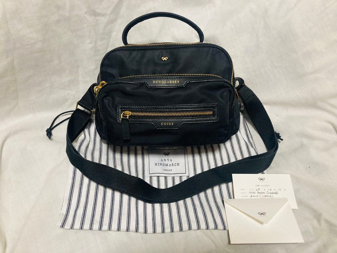 【ひな】Anya Hindmarch クロスボディ 黒 ショルダー バッグ