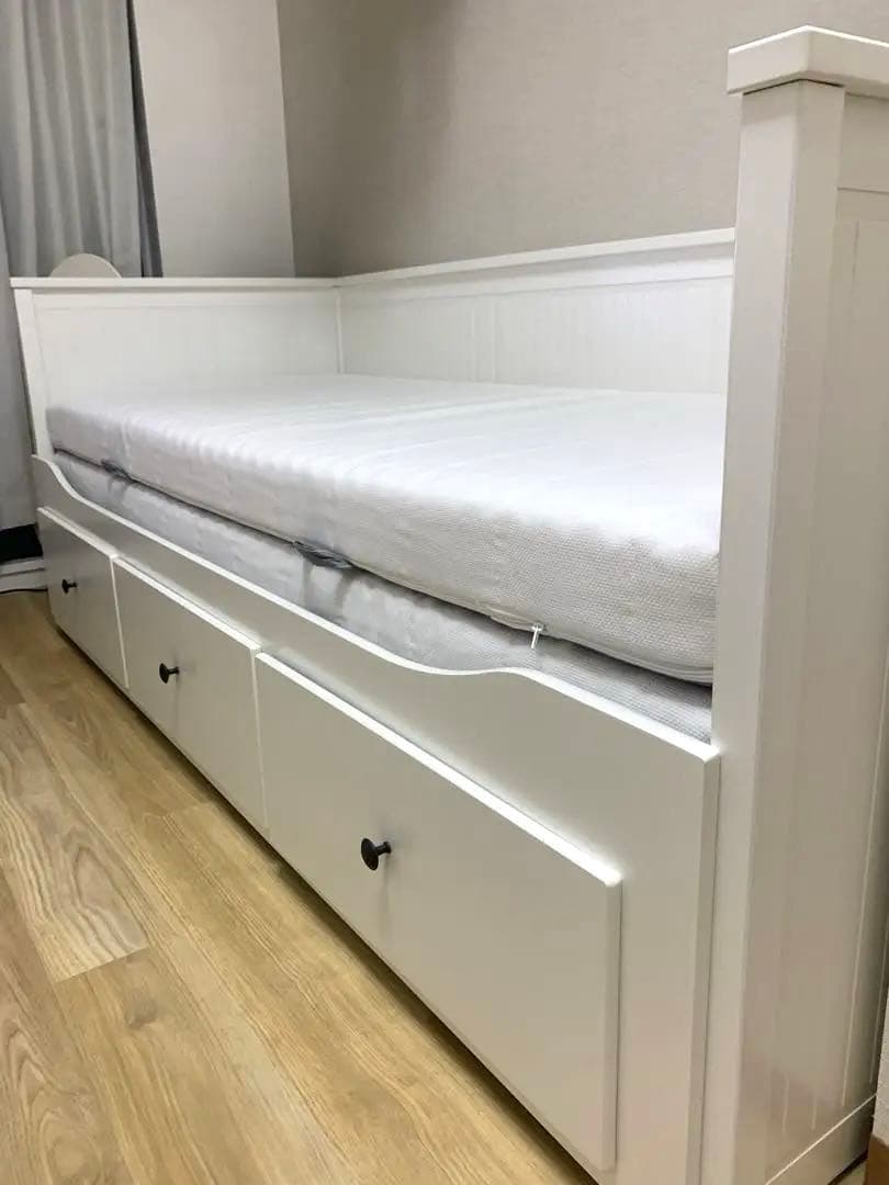 HEMNES ヘムネス ベッド ホワイト 引き出し付き（引取り可能）