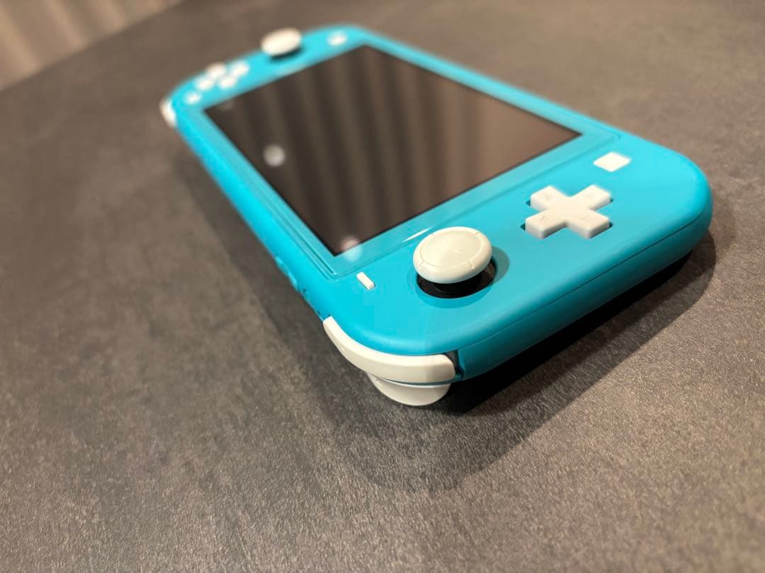 【美品】ニンテンドースイッチライト（SwitchLite）
