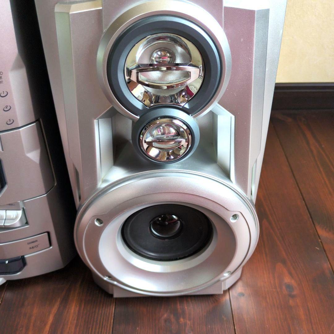 マルチコンポNEXT　3枚CD・カセット・レコードプレーヤー　HF-638PE