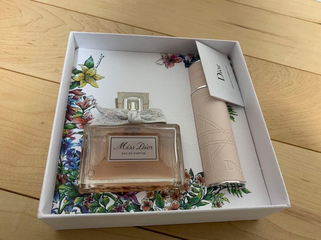 Dior 香水 ミス ディオール オードゥ パルファン 10ml 50ml