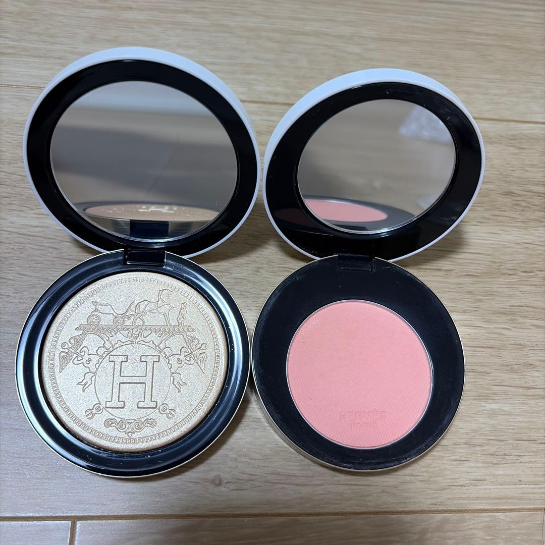 HERMES チーク、フェイスパウダー、ブラシ