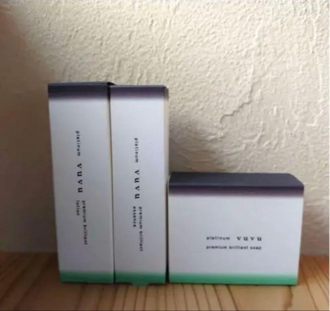 ブラックジャック出品　vuvuプラチナブブ 6点セット