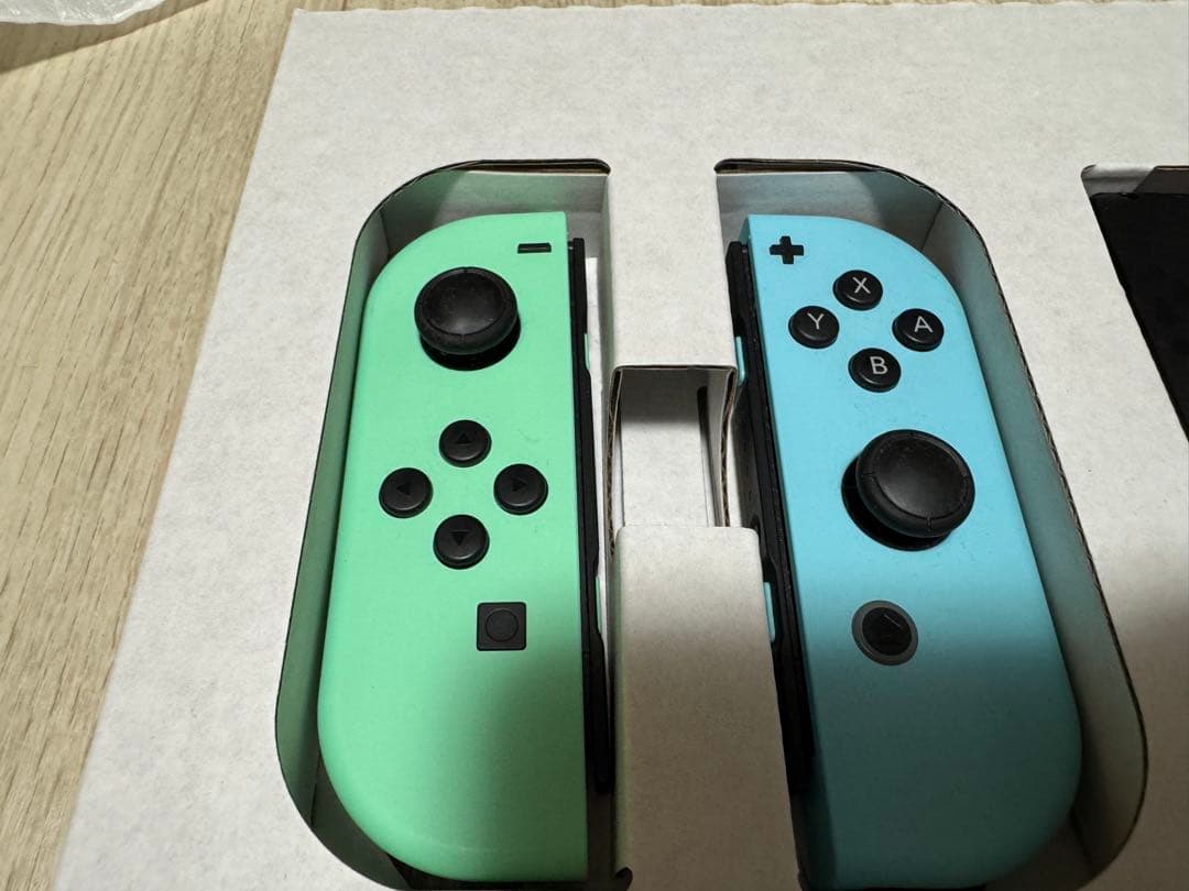 Nintendo Switchあつまれどうぶつの森エディション　バッテリー強化版